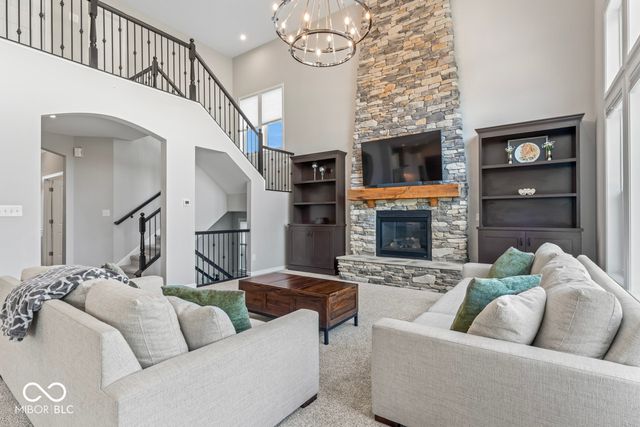 12623 Tidecrest Drive, Fishers, IN 46037