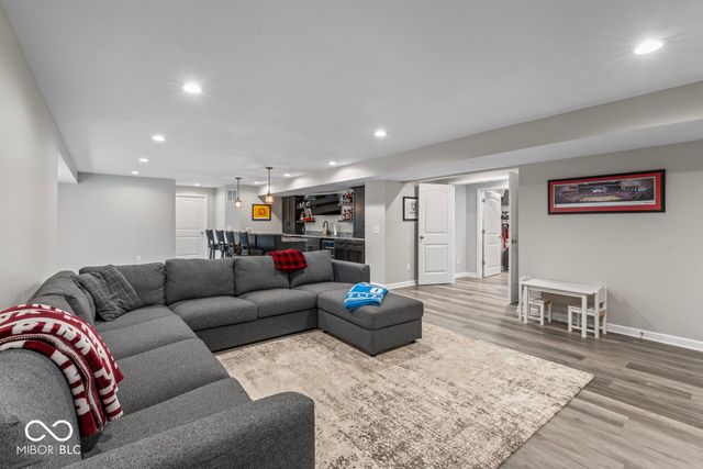 12623 Tidecrest Drive, Fishers, IN 46037