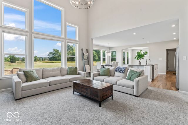 12623 Tidecrest Drive, Fishers, IN 46037