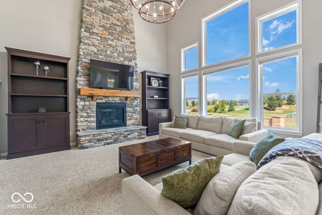 12623 Tidecrest Drive, Fishers, IN 46037