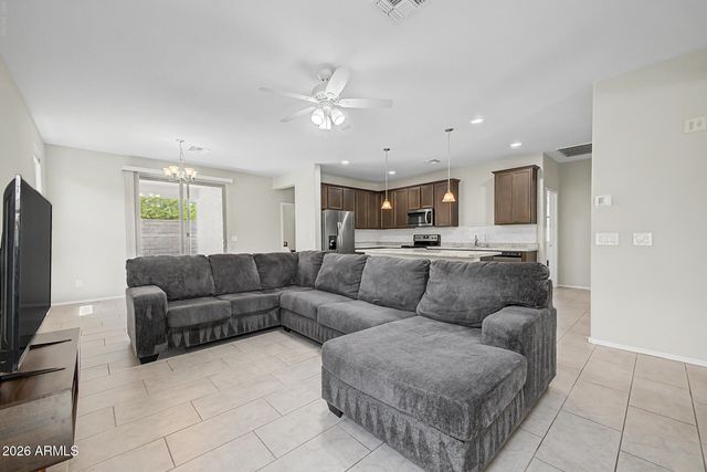 8980 W Puget Avenue, Peoria, AZ 85345