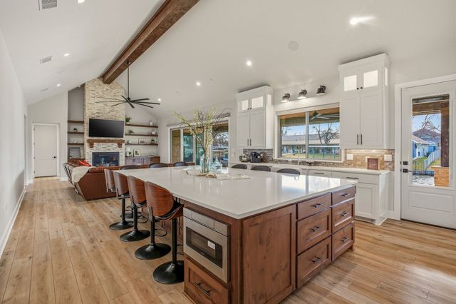 3420 Samoan Court, Granbury, TX 76048