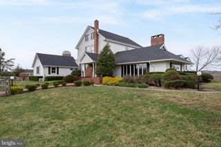 53 ARNEYS MOUNT RD, Pemberton, NJ 08068