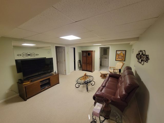 39934 N Fairway Drive, Antioch, IL 60002