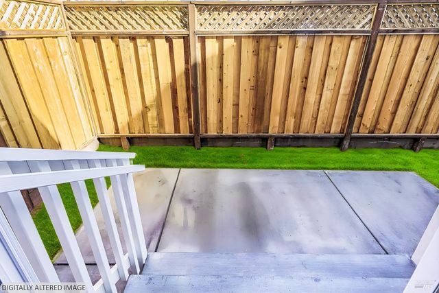 1960 Las Ventanas Dr, Santa Rosa, CA 95407