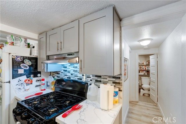 310 E Center, Pomona, CA 91767