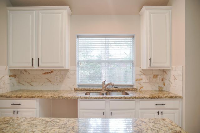 91 N Willow Point Circle, The Woodlands, TX 77382