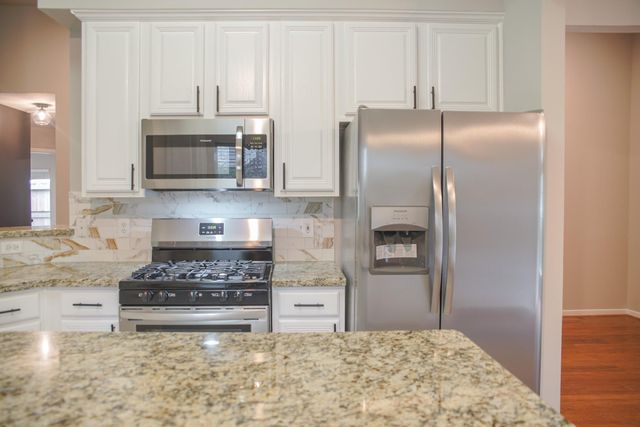 91 N Willow Point Circle, The Woodlands, TX 77382