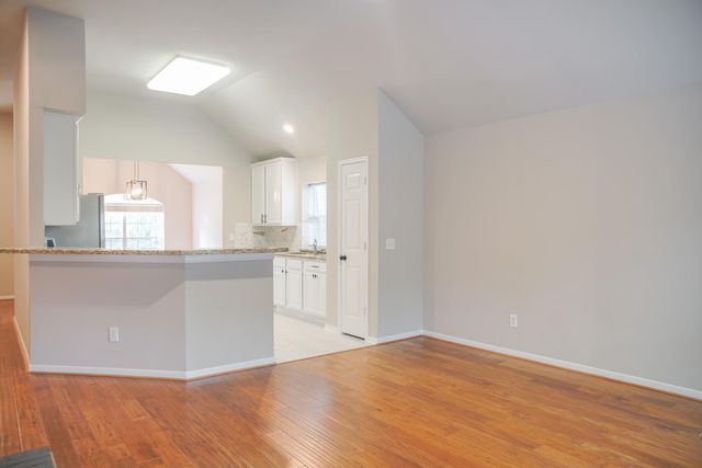 91 N Willow Point Circle, The Woodlands, TX 77382