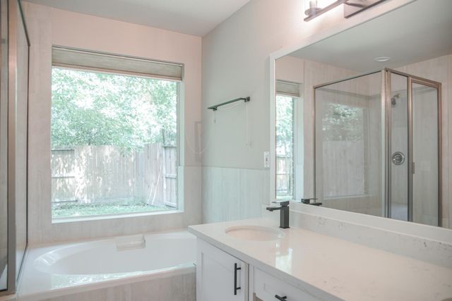 91 N Willow Point Circle, The Woodlands, TX 77382