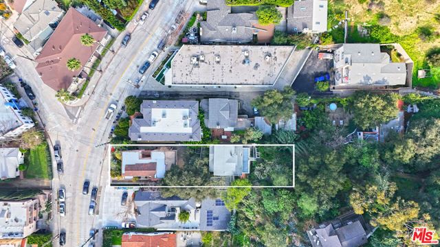 2634 N Beachwood Drive, Los Angeles, CA 90068