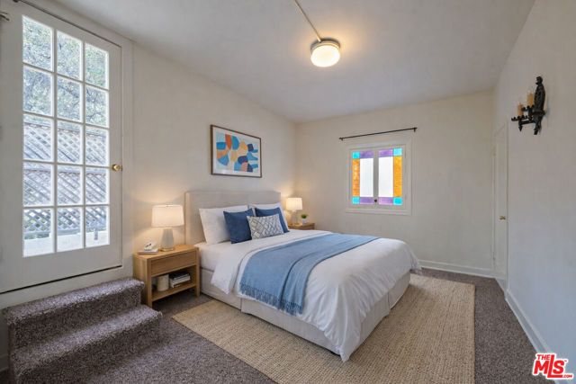 2634 N Beachwood Drive, Los Angeles, CA 90068