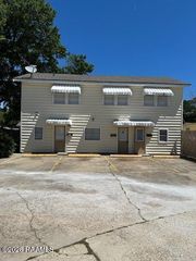 107 S College Road B, Lafayette, LA 70503