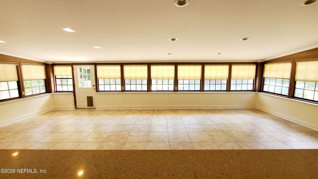 3672 CATHEDRAL OAKS Place N, Jacksonville, FL 32217