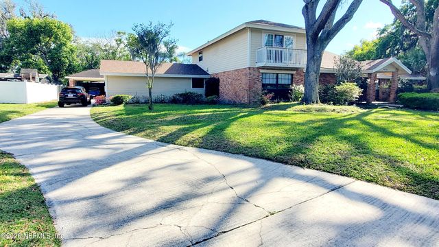 3672 CATHEDRAL OAKS Place N, Jacksonville, FL 32217
