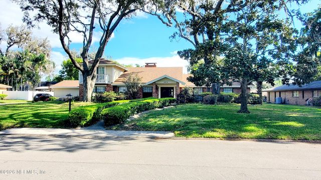 3672 CATHEDRAL OAKS Place N, Jacksonville, FL 32217