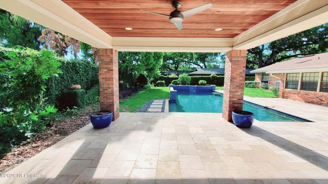 3672 CATHEDRAL OAKS Place N, Jacksonville, FL 32217