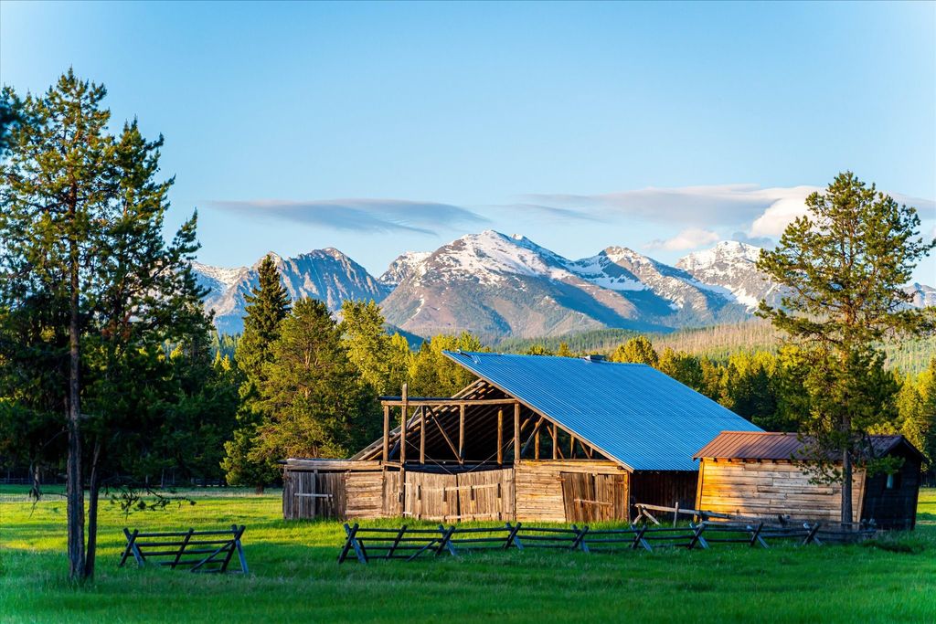 8500 North Fork Road, Polebridge, MT 59928 photo 4