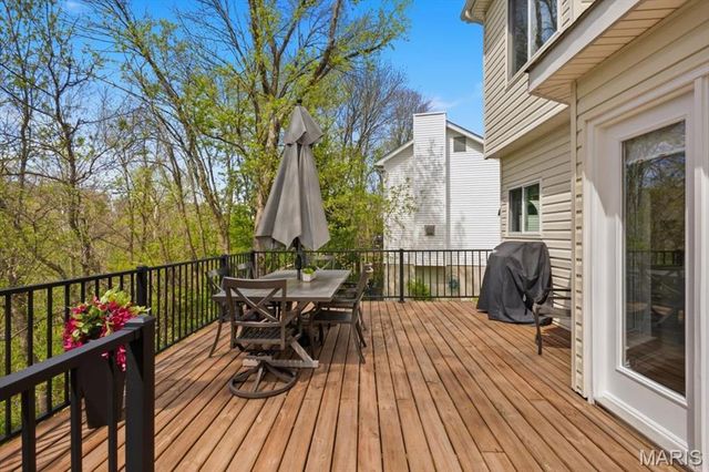 16917 Crystal Springs Drive, Chesterfield, MO 63005