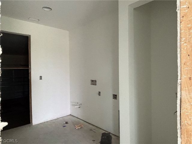 15256 Hennipen CIR, Port Charlotte, FL 33981