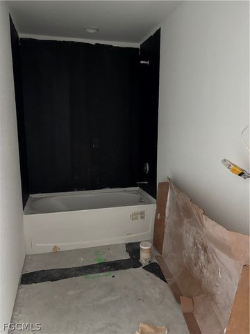 15256 Hennipen CIR, Port Charlotte, FL 33981