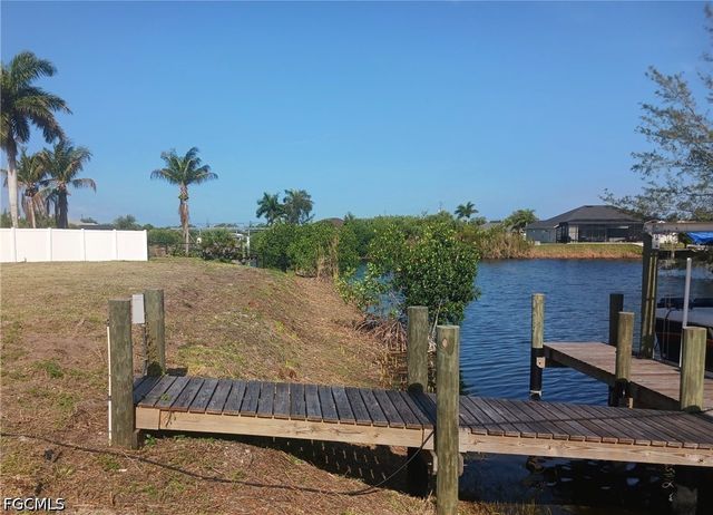 15256 Hennipen CIR, Port Charlotte, FL 33981