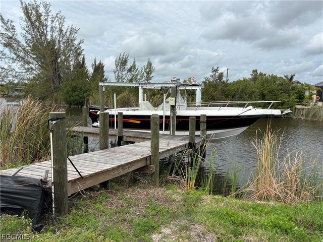 15256 Hennipen CIR, Port Charlotte, FL 33981