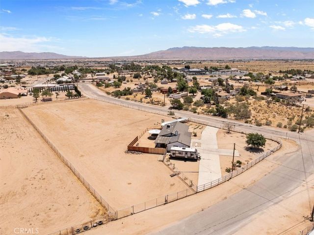 16424 Verde St, Hesperia, CA 92345