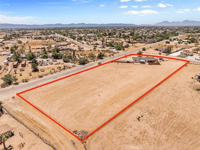 16424 Verde St, Hesperia, CA 92345