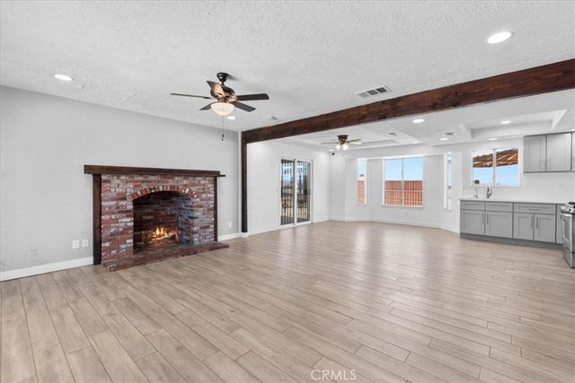 16424 Verde St, Hesperia, CA 92345