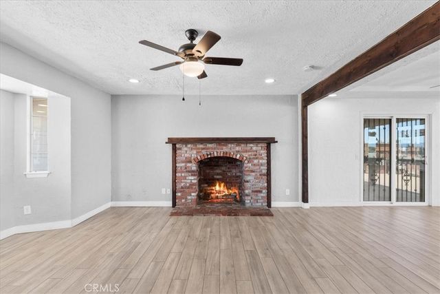 16424 Verde St, Hesperia, CA 92345
