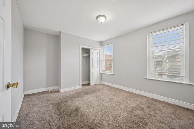 5240 N FRONT ST, Philadelphia, PA 19120