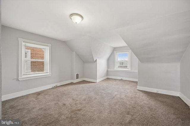 5240 N FRONT ST, Philadelphia, PA 19120