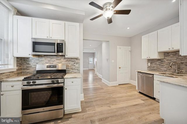 5240 N FRONT ST, Philadelphia, PA 19120