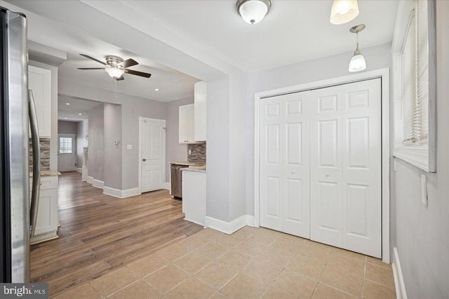 5240 N FRONT ST, Philadelphia, PA 19120