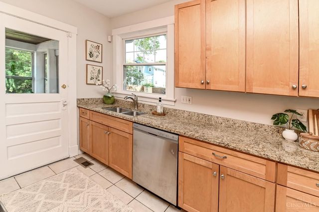 3640 Amberson Avenue, Cincinnati, OH 45208