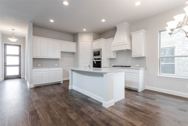 1537 Euclid Alley, Corinth, TX 76208