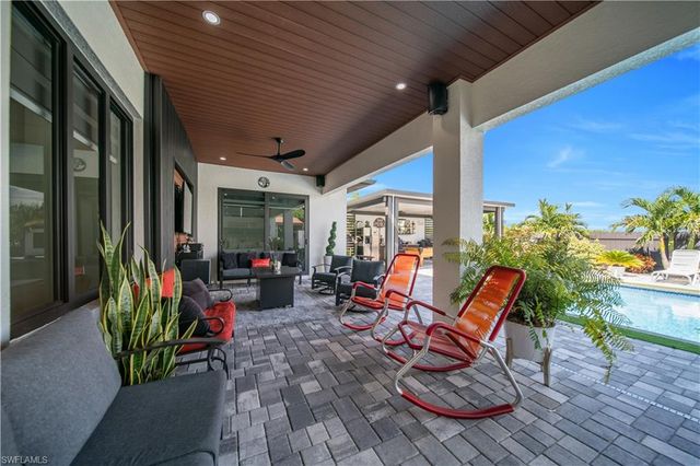 643 SW 18th CT, Cape Coral, FL 33991
