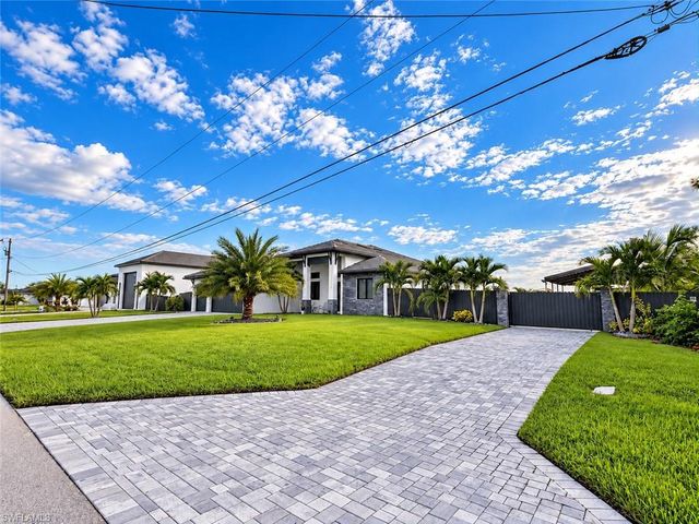 643 SW 18th CT, Cape Coral, FL 33991