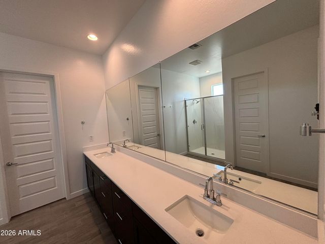 3823 E BARTLETTWAY Way, Chandler, AZ 85249