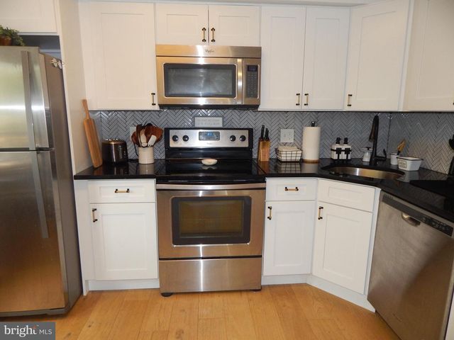339 GREEN MEADOW LN, Horsham, PA 19044