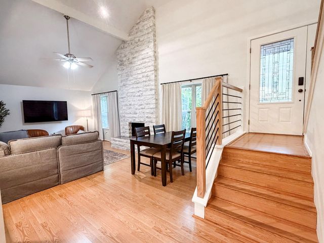 29 Pinewood Forest Court, The Woodlands, TX 77381