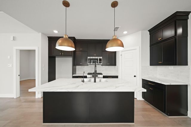 5203 Getty Lane, Iowa Colony, TX 77583