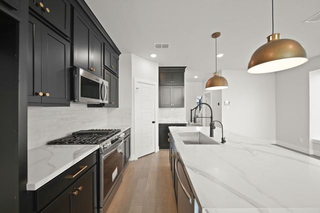 5203 Getty Lane, Iowa Colony, TX 77583