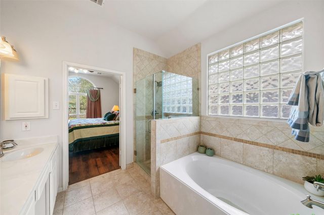3607 Parkshire Drive, Pearland, TX 77584