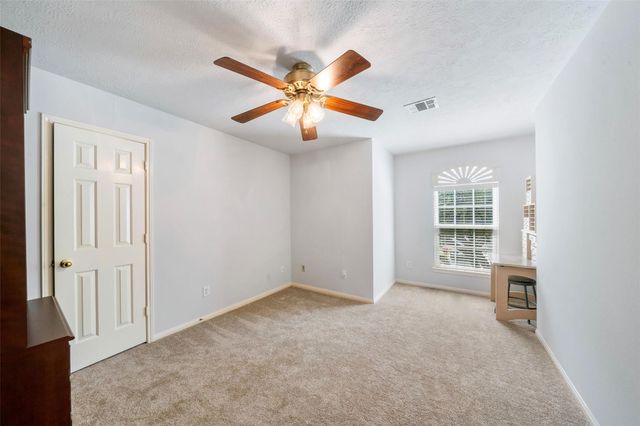 3607 Parkshire Drive, Pearland, TX 77584