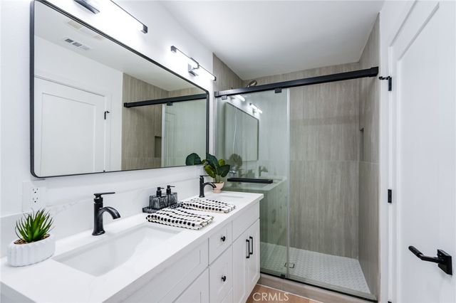 1746 W 38th Place, Los Angeles, CA 90062