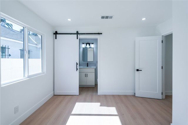 1746 W 38th Place, Los Angeles, CA 90062