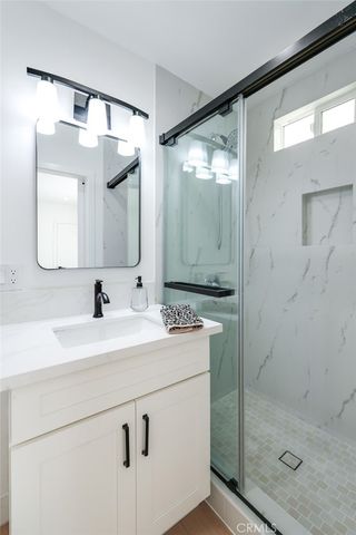 1746 W 38th Place, Los Angeles, CA 90062