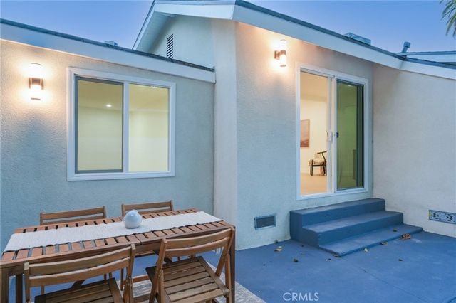 1746 W 38th Place, Los Angeles, CA 90062